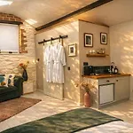 Three At Lough Sillan House - Adults Only - Dog-friendly *