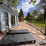 Three At Lough Sillan House - Adults Only - Dog-friendly