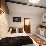 Three At Lough Sillan House - Adults Only - Dog-friendly * Shercock