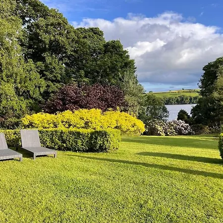 Lough Sillan Lakeside Holiday home *