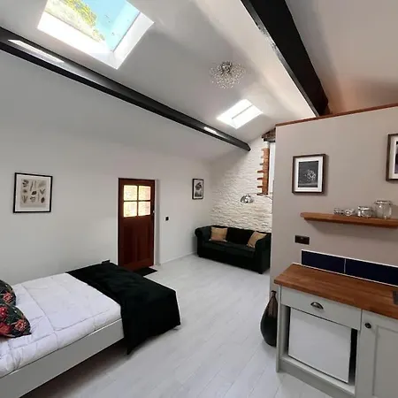 Lough Sillan Lakeside Holiday home