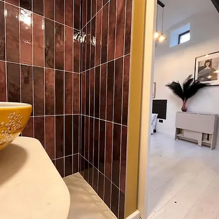 Дом отдыха Lough Sillan Lakeside Shercock